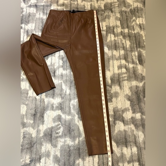 Zara High-Waisted Brown Faux Leather Leggings Size Medium - Picture 7 of 11